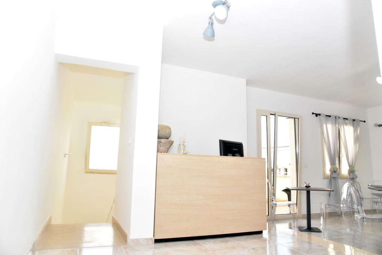 B&B Arzeria Cavallino di Lecce Bagian luar foto