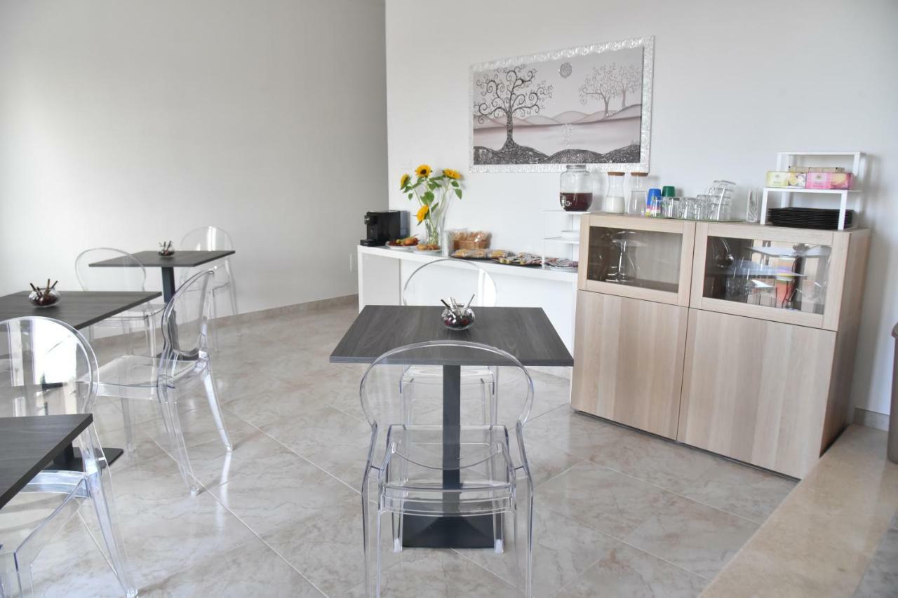 B&B Arzeria Cavallino di Lecce Bagian luar foto