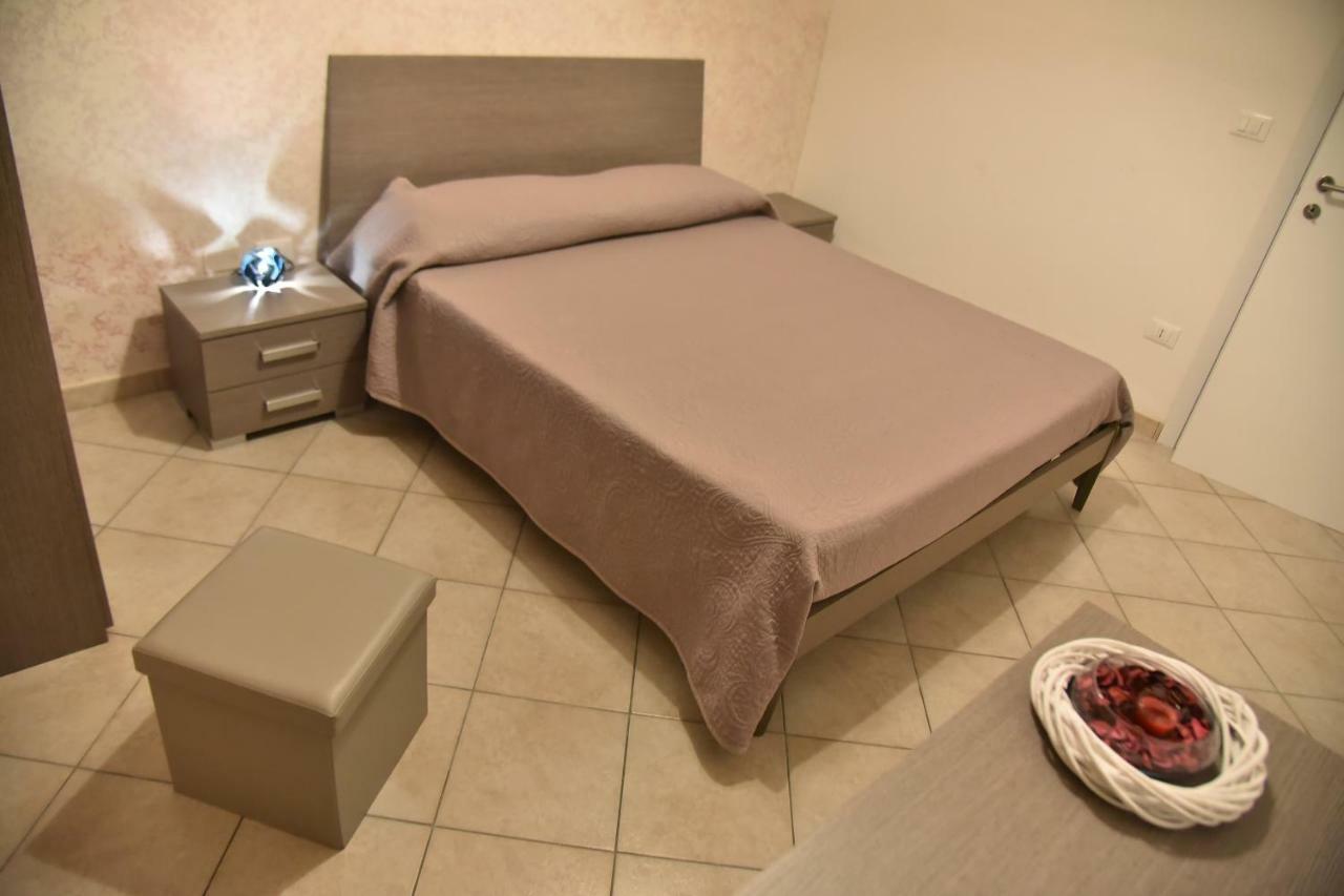 B&B Arzeria Cavallino di Lecce Bagian luar foto